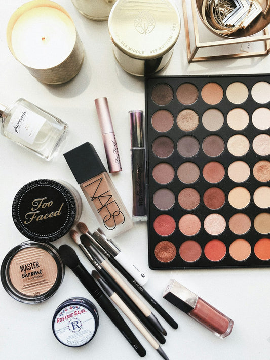 Makeup brushes cleaning beauty tools
