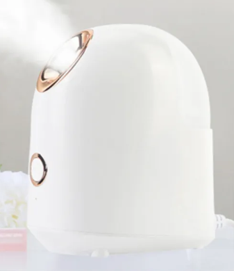 Glow mist steamer packaging and accessories